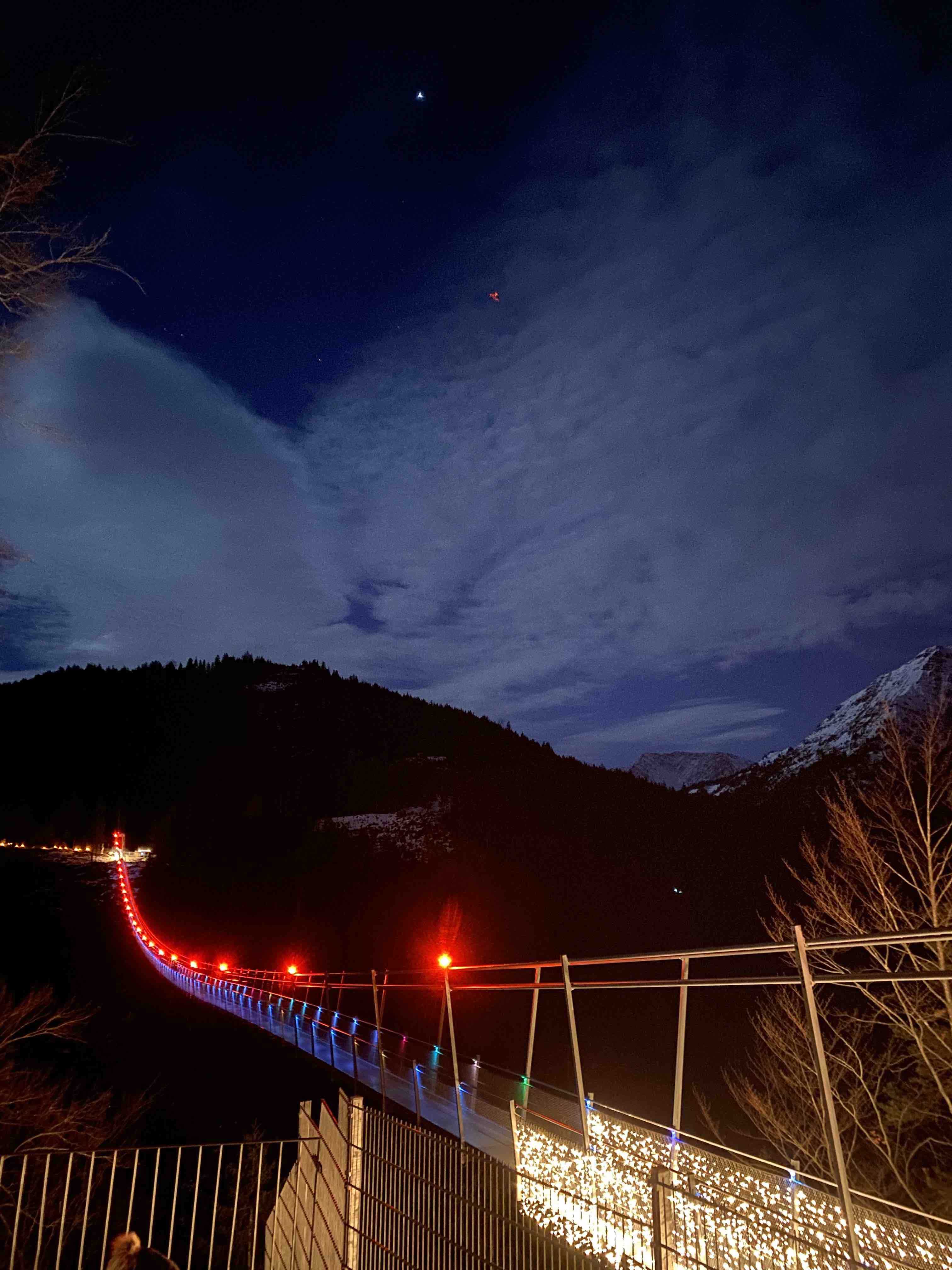 Winterausflug auf die Brücke highline 179 und den Lumagica Lichterpark in der Burgruine Ehrenberg
